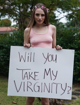 Skinny brunette Kyler Quinn loses her virginity on Valentines day