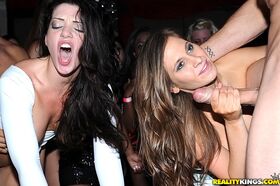 Bi girls Rina Ryder and Melina Mason eat pussy and give head at swinger's club