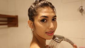 20 year old Thai ladyboy has a blowjob and a bath with tourist