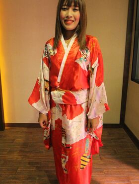 Asian amateur Aki looses her robe prior to hardcore POV sex