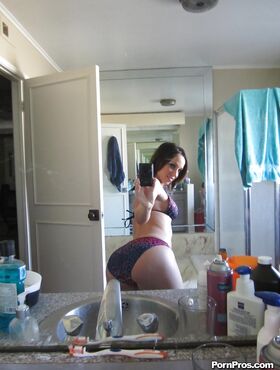 Bad girl Jada Stevens taking selfies in mirror as she peels off her bikini