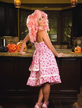 Pink haired cosplaying cutie Aaliyah Love enjoys food play & masturbates solo