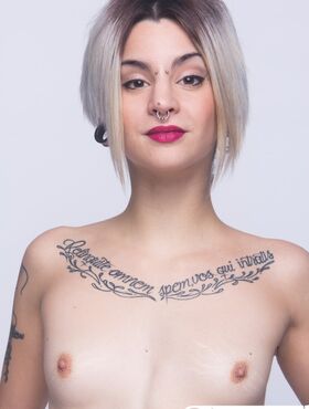 Slim tattooed chicks Alexa Nasha and her friend stripping their clothes for us