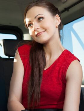 Hot elegant beauty Tina Kay tips her cab driver with a backseat blowjob & bang