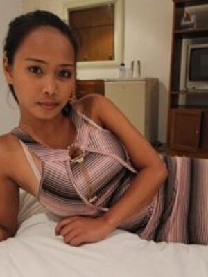 Asian Sex Diary - Asian prostitute sucks on the ball sac before bareback fucking