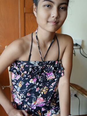 Tuk Tuk Patrol - Petite Asian teen Pauw takes off her gown and flaunts her tits and hairy kitty