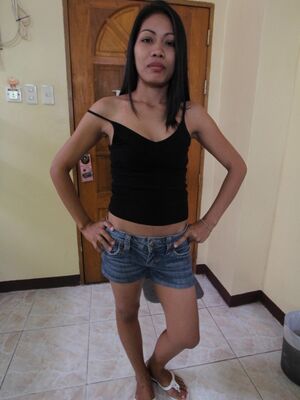 Trike Patrol - Slim Filipina girl doffs denim shorts to make her nude modelling debut