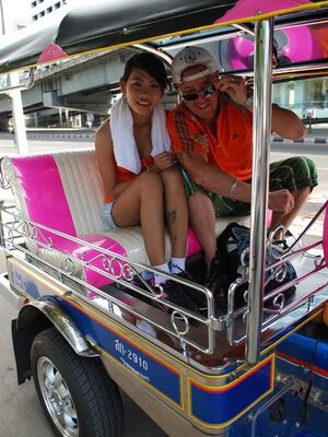 Tuk Tuk Patrol - Pretty Thai girl agrees to take off her clothes for a visiting sex tourist