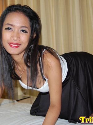 Trike Patrol - Filipina girl gets naked on a motel bed at the bequest of a Farang