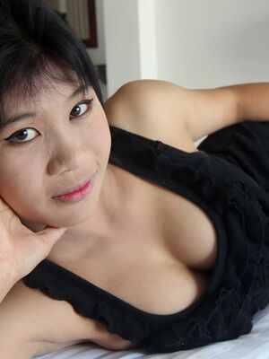 Tuk Tuk Patrol - Thai first timer Jang has a firm breast fondled before showing her tight slit