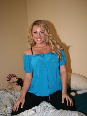 Real Exgirlfriends - Blonde MILF Stephanie Blaze undresses in a teasing manner for her ex-lover