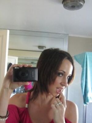 Real Exgirlfriends - Cute ex-gf Jada Stevens taking mirror selfies of her big natural boobs
