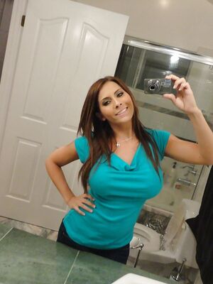 Real Exgirlfriends - European ex-girlfriend Madison Ivy taking selfies in mirror while undressing